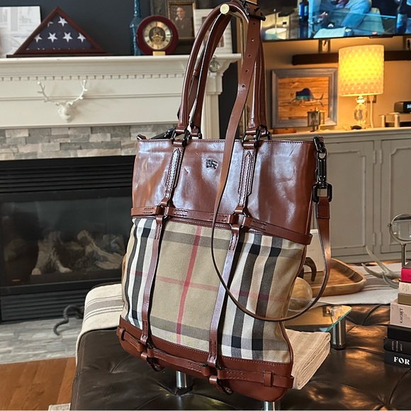 BURBERRY Brown Bridle Housecheck Leather and Canvas Slim Tote, 🤎 GORGEOUS 🧡 - Picture 4 of 16